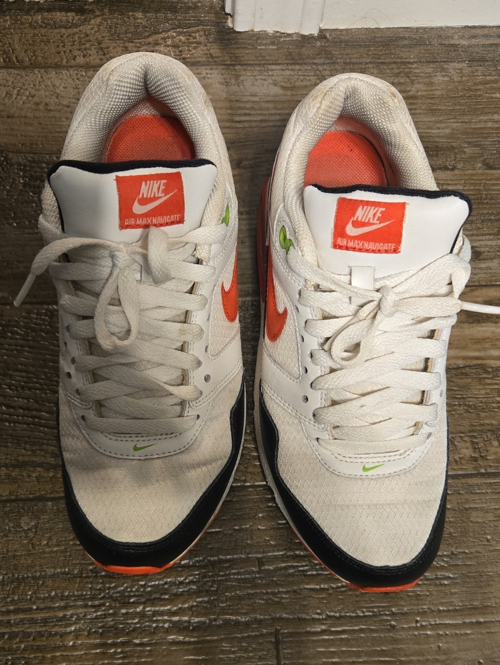 Nike Air Max White Orange Black Low-Top Sneakers 6.5